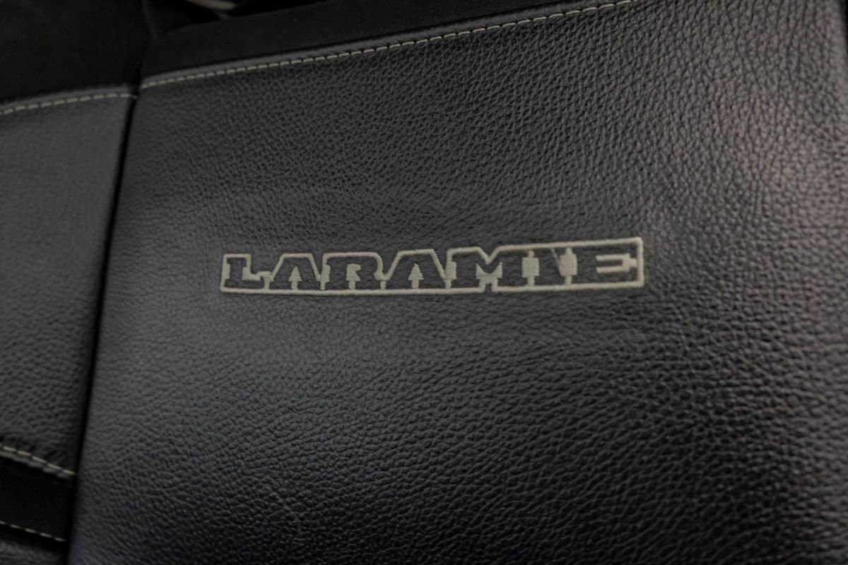 Used 2020 RAM 3500 Laramie w/ Night Edition image 32
