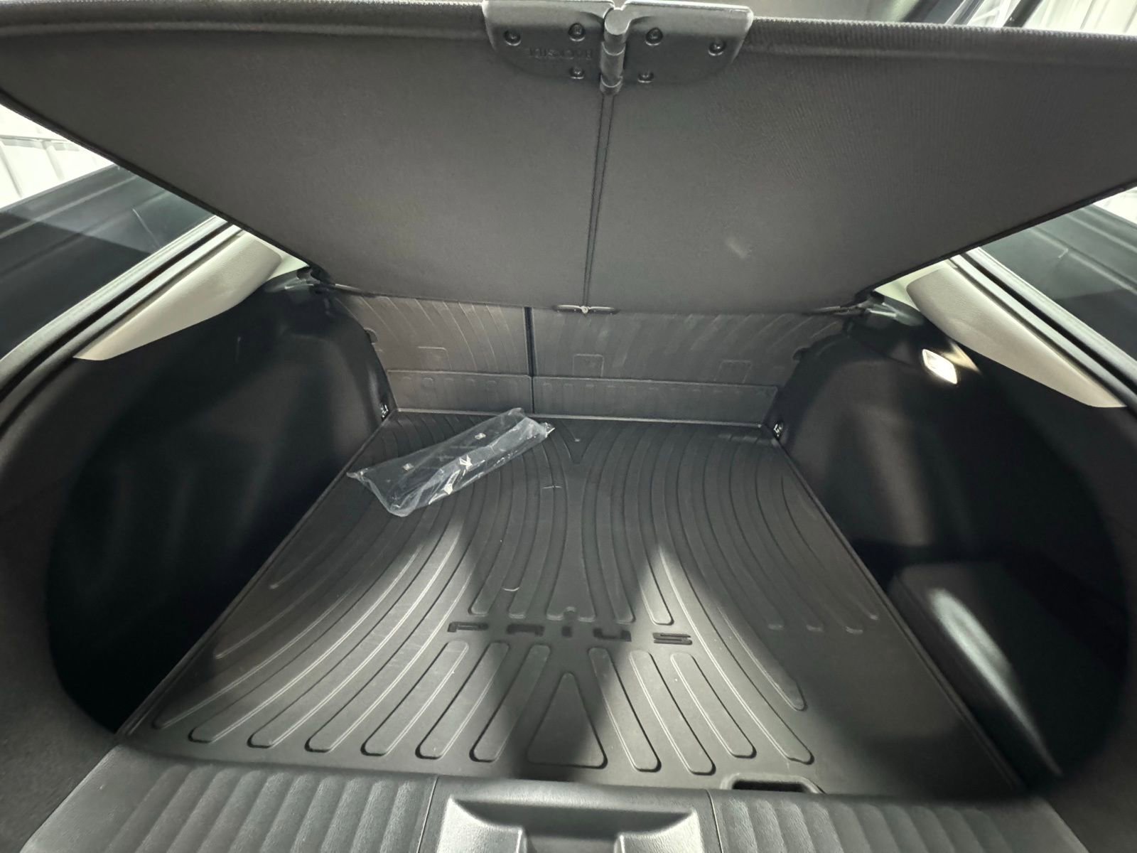 New 2026 Toyota Prius AWD image 9