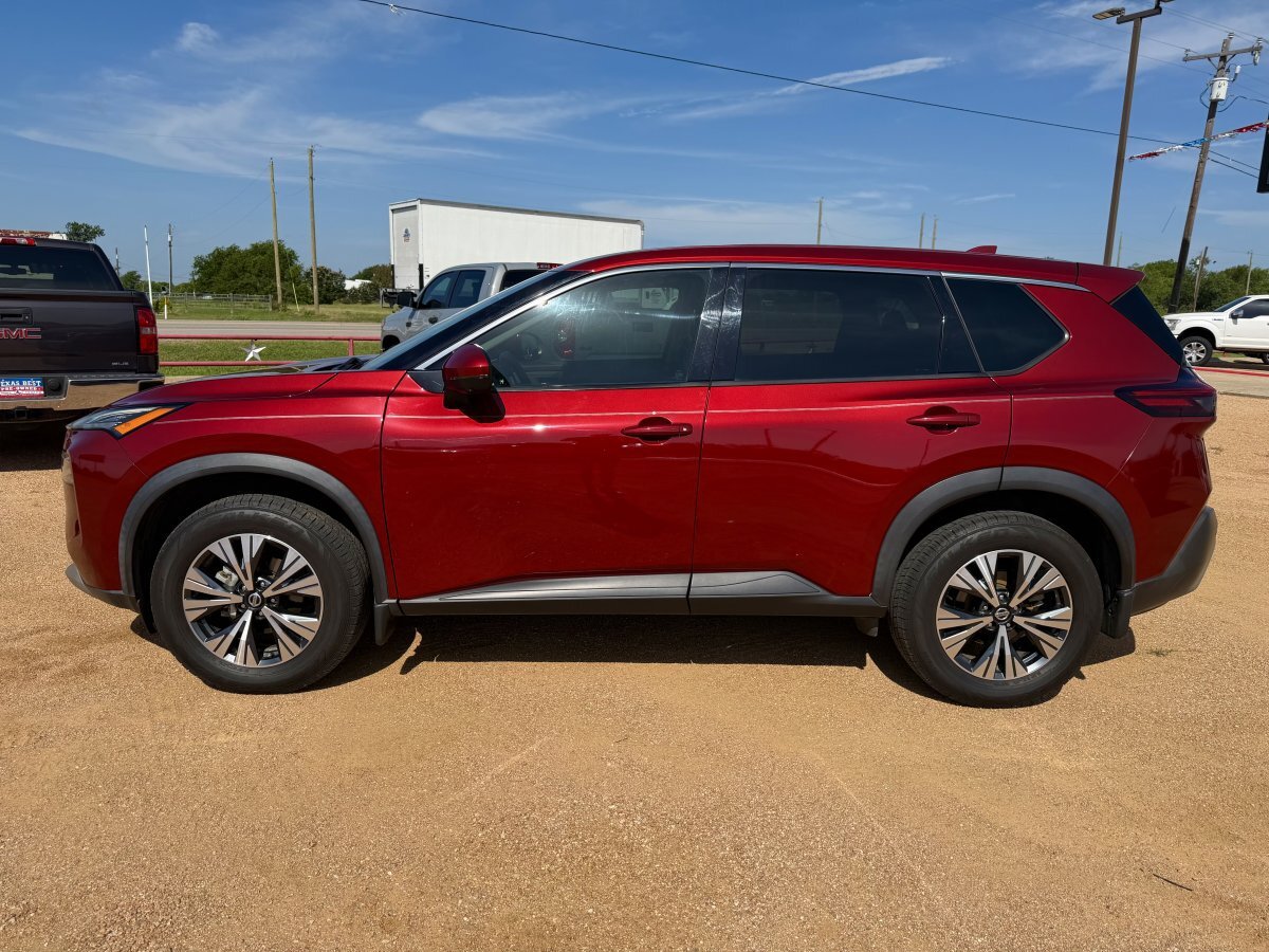 Used 2021 Nissan Rogue SV FWD image 11