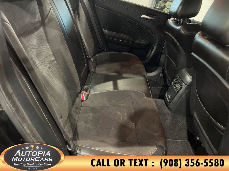 Used 2023 Dodge Charger R/T w/ Plus Group RWD image 13