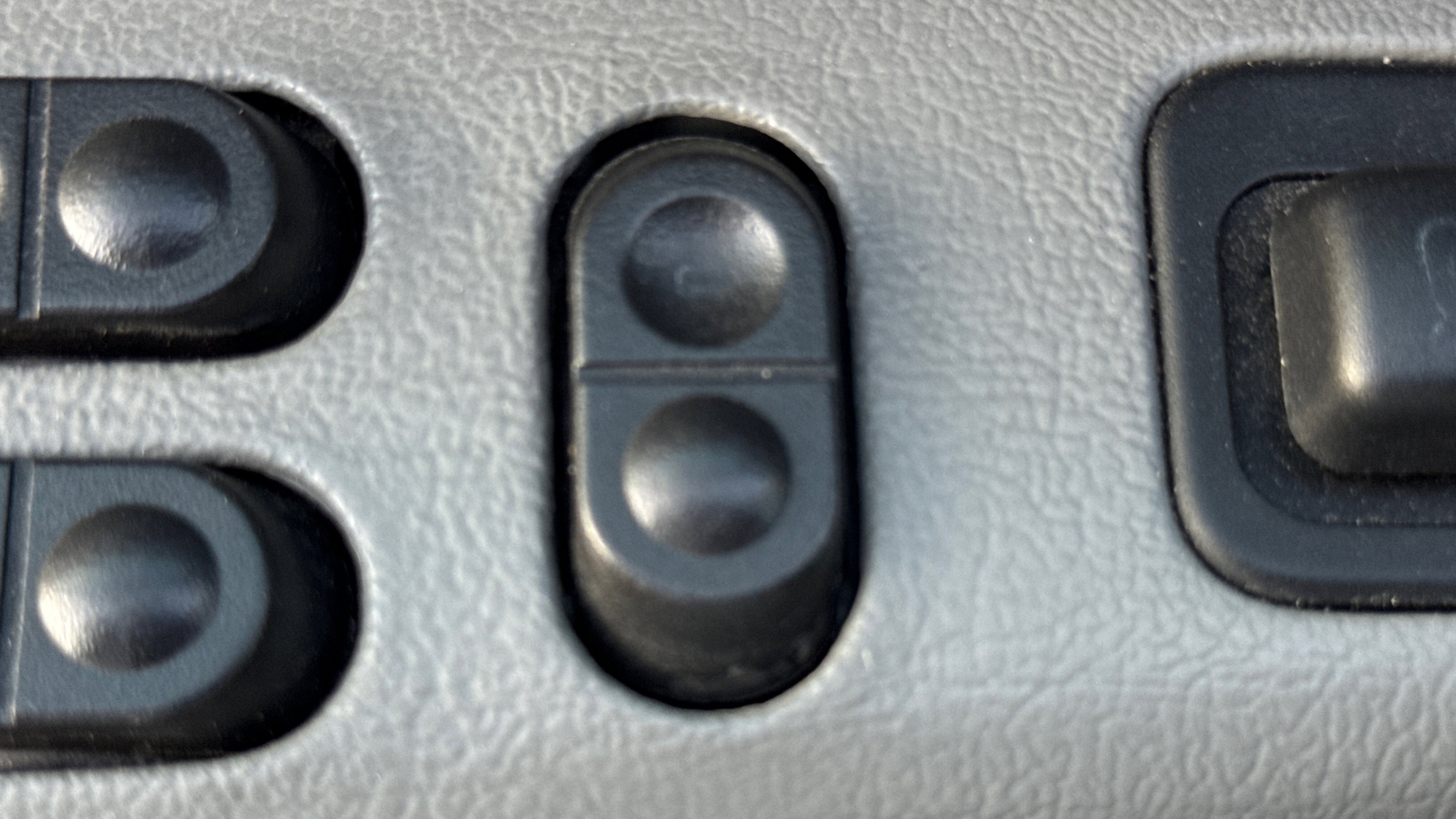 Used 2008 Ford E-350 and Econoline 350 XLT image 85