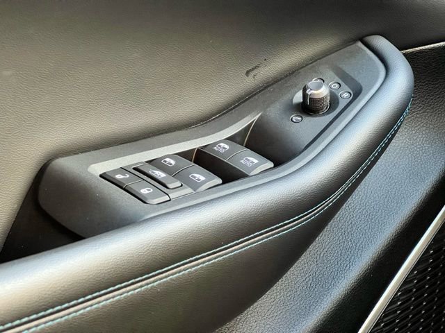 Used 2022 Jeep Grand Cherokee Trailhawk w/ Advanced Protech Group II image 28