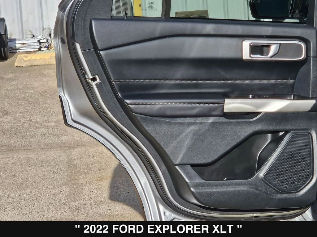 Used 2022 Ford Explorer XLT w/ Equipment Group 202A image 19