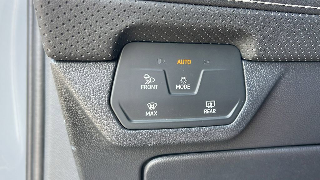 New 2025 Volkswagen Atlas SEL Premium R-Line image 26