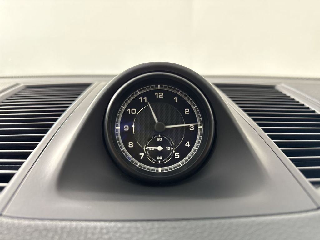 Certified 2025 Porsche Macan image 29