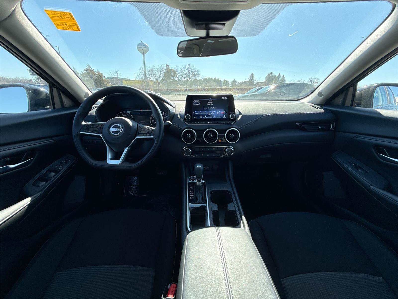 Used 2025 Nissan Sentra SV image 18