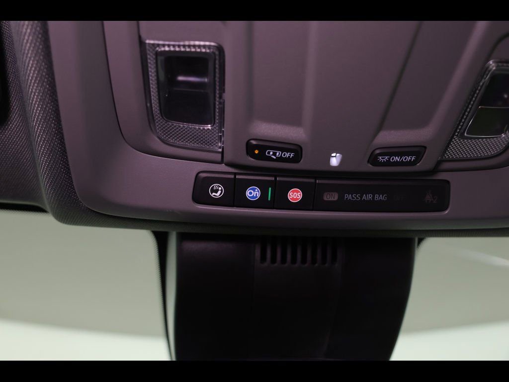 Used 2025 Chevrolet Silverado 1500 LT Trail Boss w/ Dark Appearance Package image 28