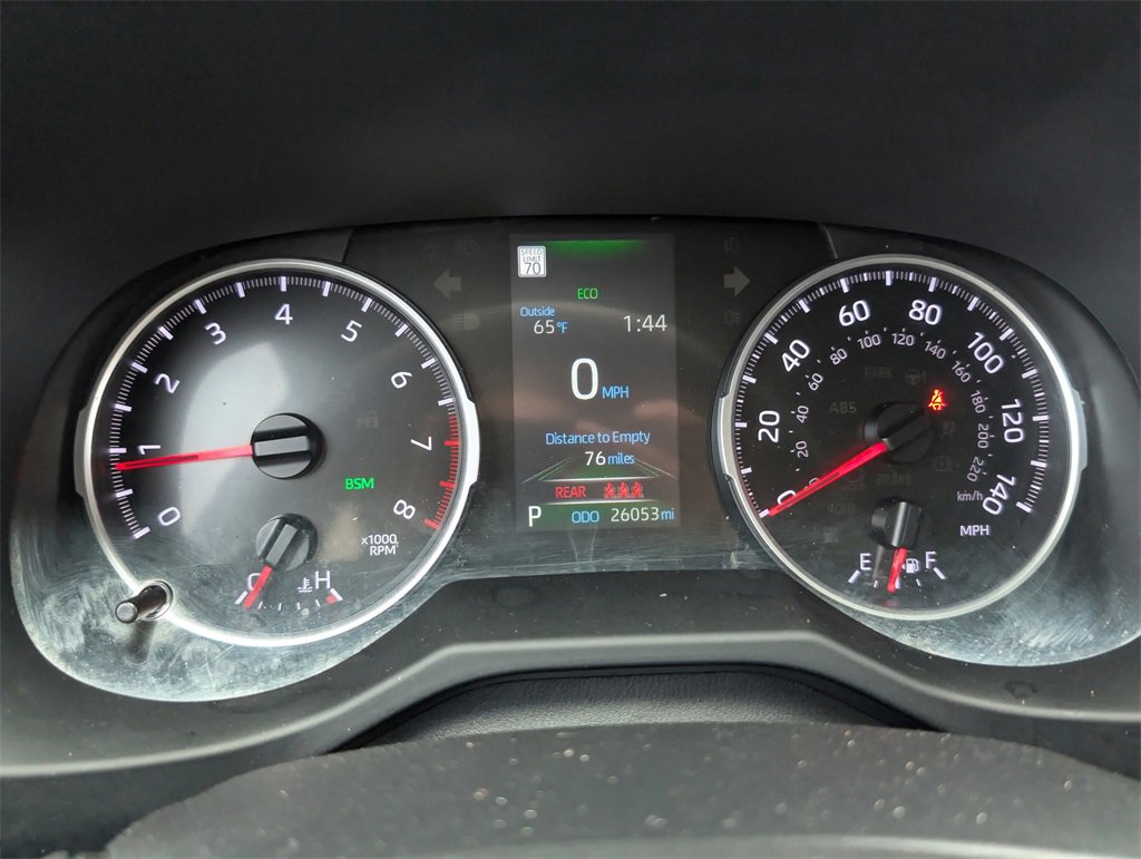 Used 2022 Toyota RAV4 XLE image 12