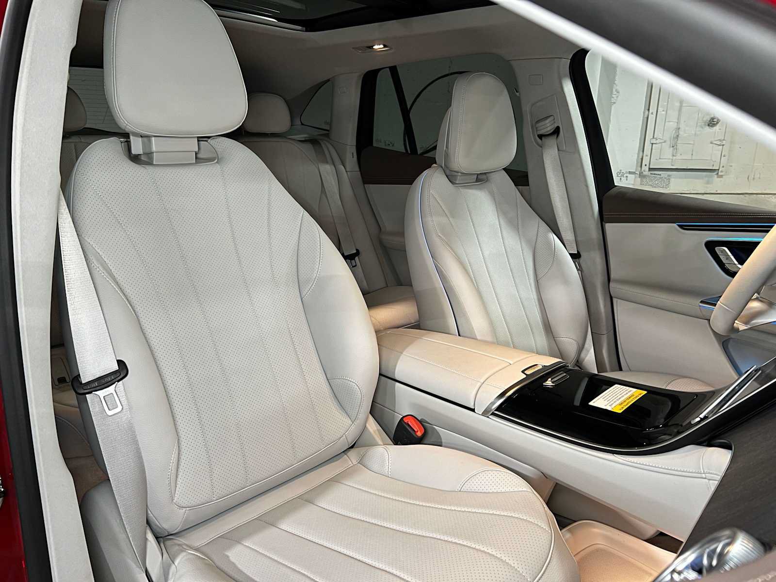 Used 2026 Mercedes-Benz EQE 320 4MATIC SUV image 14