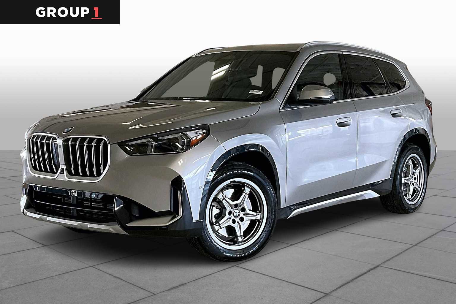 Used 2025 BMW X1 xDrive28i w/ Technology Package image 1