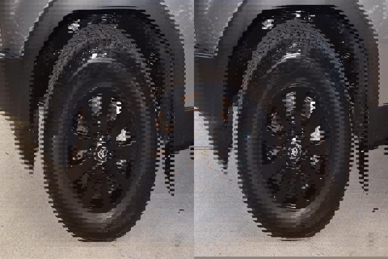 Used 2024 Toyota Land Cruiser image 41