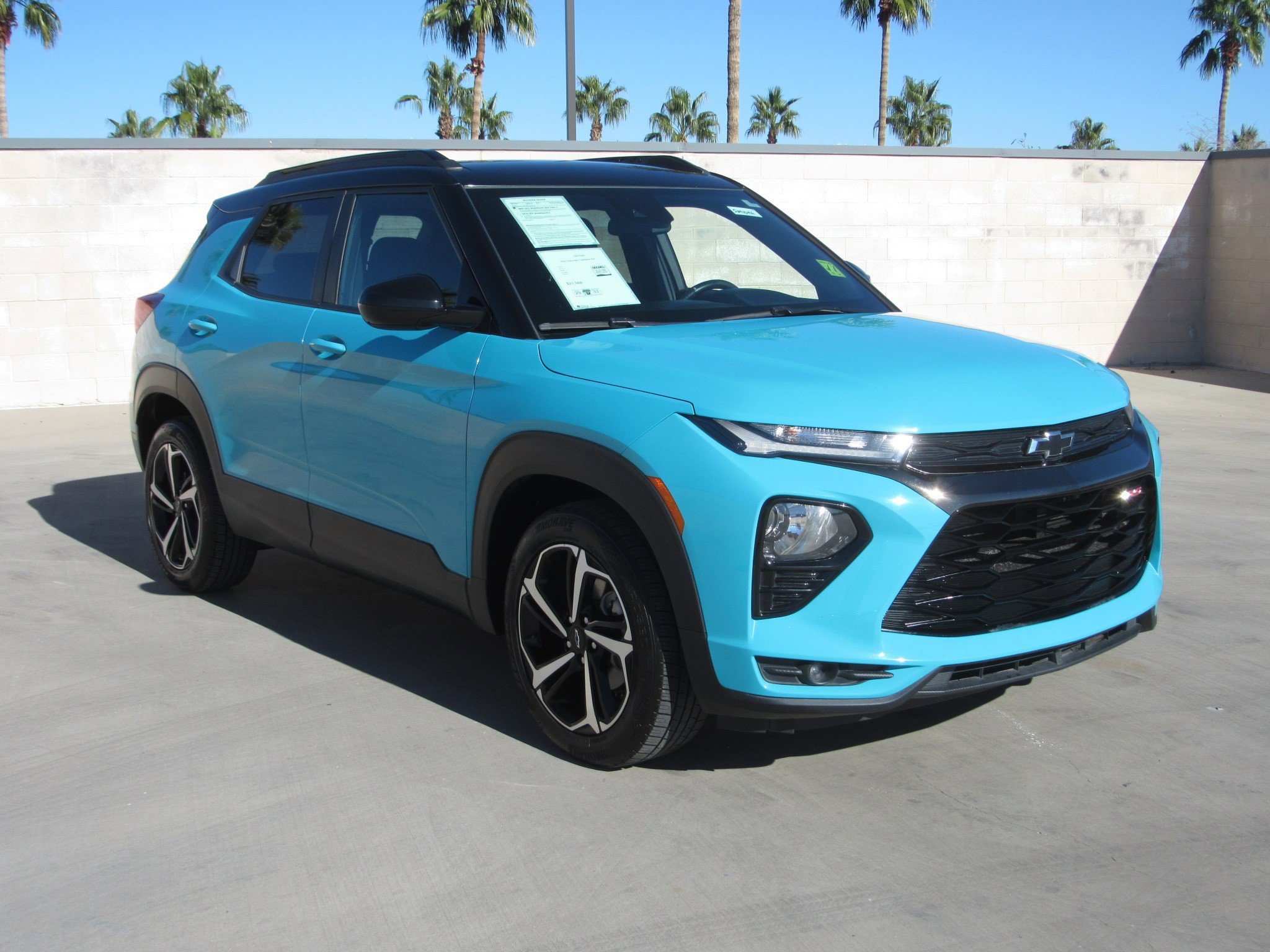 Used 2022 Chevrolet TrailBlazer RS image 2