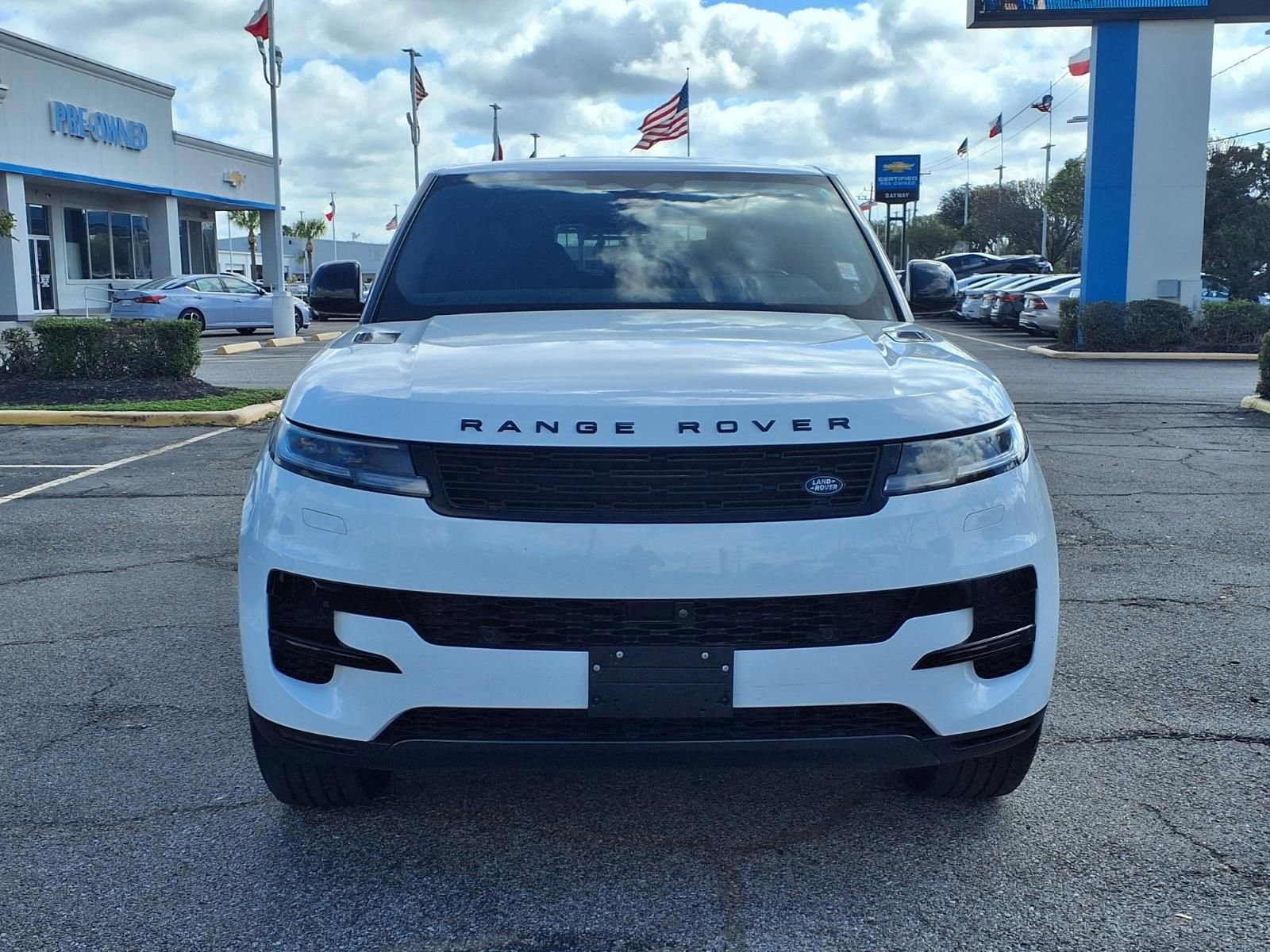 Used 2025 Land Rover Range Rover Sport SE AWD/4WD image 19