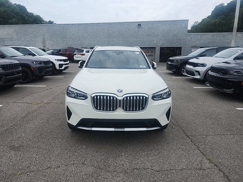 Used 2022 BMW X3 xDrive30i w/ Convenience Package AWD/4WD image 2