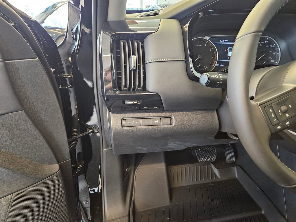 New 2025 Nissan Pathfinder SV w/ Black Appearance Package AWD/4WD image 16
