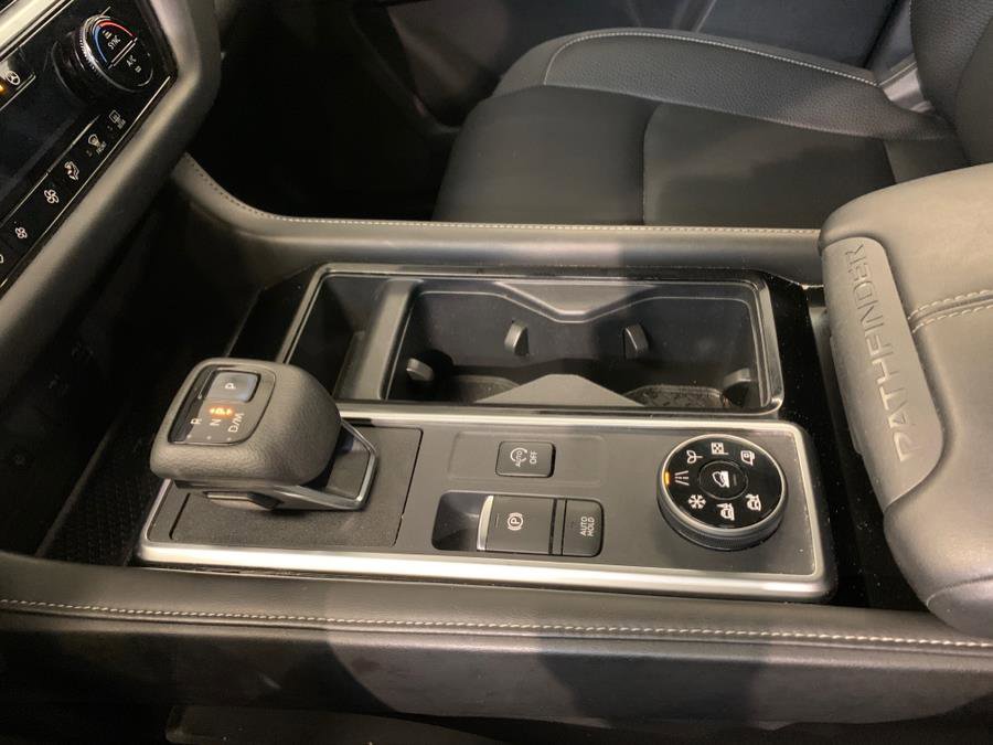 Used 2022 Nissan Pathfinder SL w/ SL Premium Package image 38