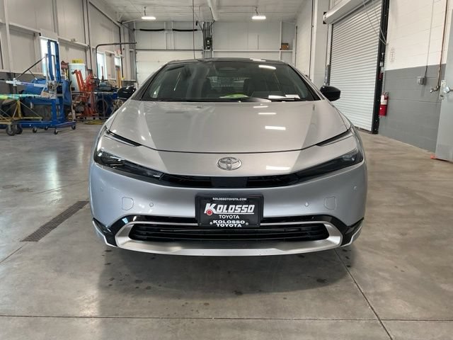New 2026 Toyota Prius Plug-In Hybrid FWD image 2