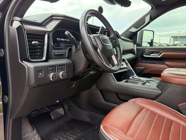 Used 2024 GMC Sierra 2500 Denali Ultimate w/ Max Trailering Package image 7