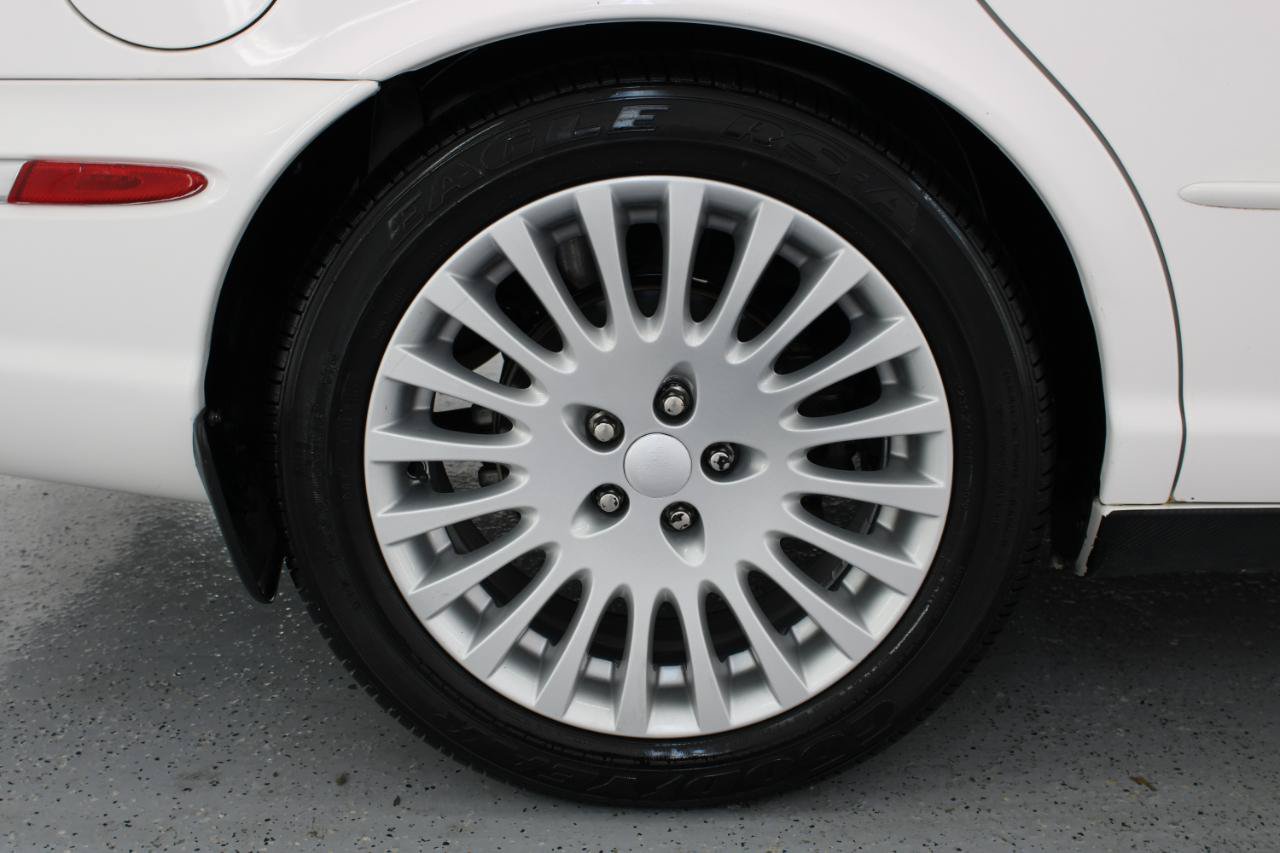 Used 2005 Jaguar XJ Vanden Plas RWD image 86