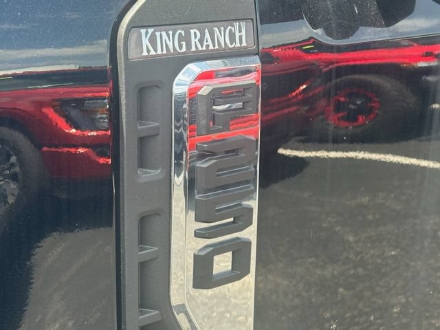 New 2026 Ford F250 King Ranch w/ Chrome Package AWD/4WD image 32
