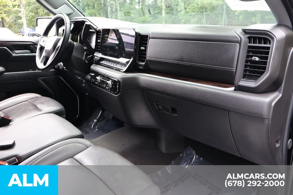Used 2025 GMC Sierra 1500 SLT RWD image 28