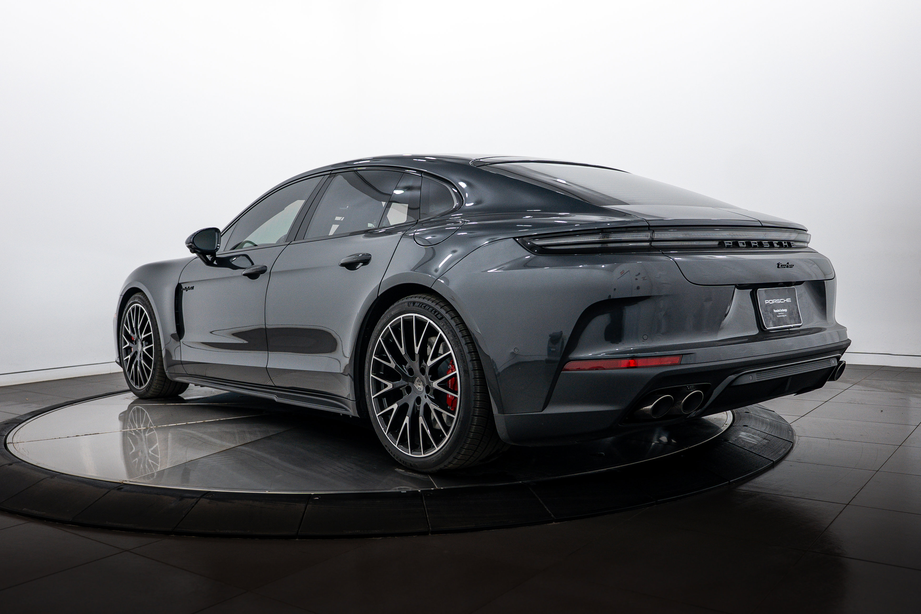 New 2026 Porsche Panamera Turbo image 3