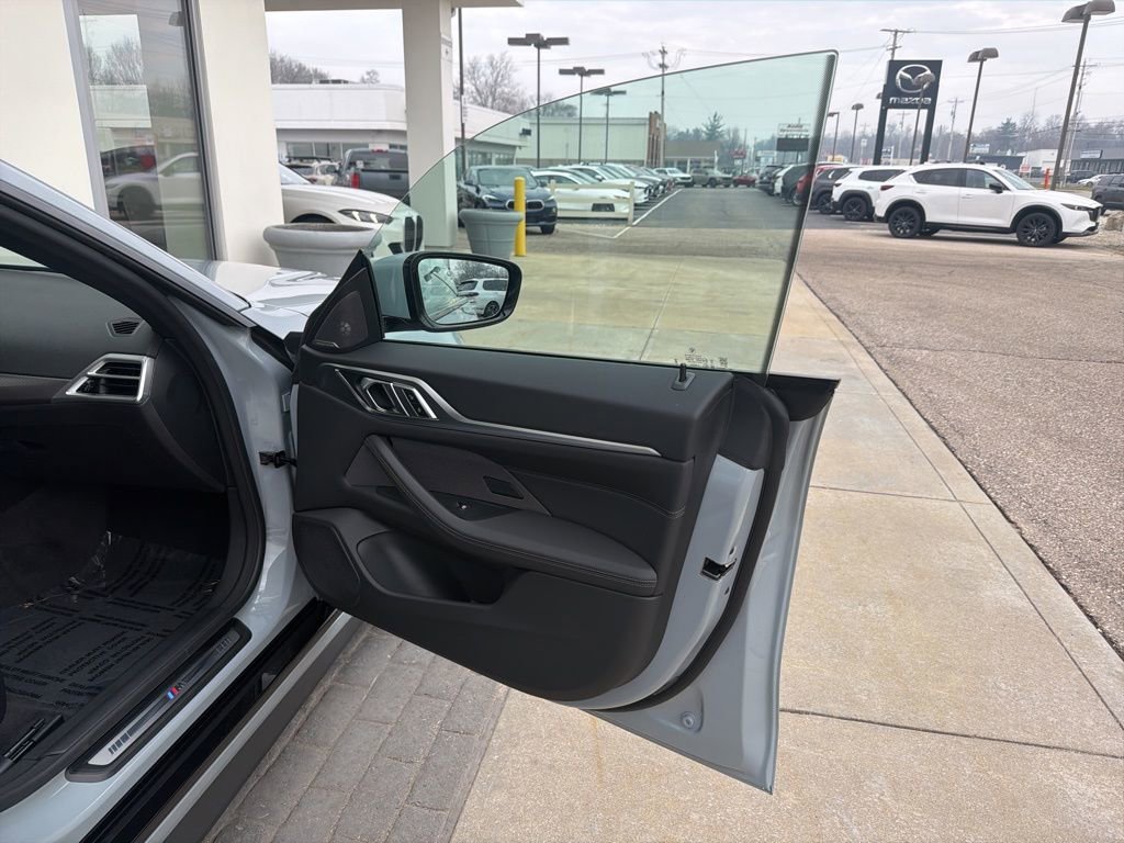 New 2026 BMW i4 xDrive40 AWD/4WD image 19