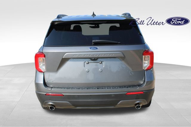Used 2021 Ford Explorer XLT w/ Equipment Group 202A RWD image 6