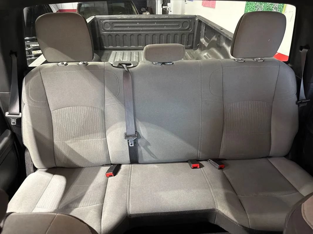 Used 2022 RAM 2500 Big Horn AWD/4WD image 84