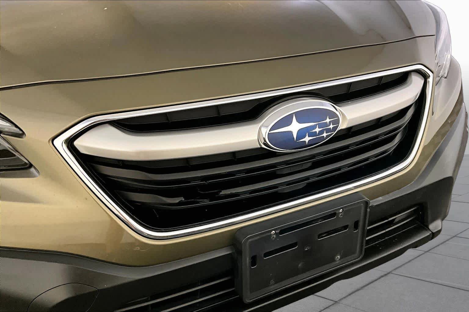 Used 2022 Subaru Outback Premium AWD/4WD image 32