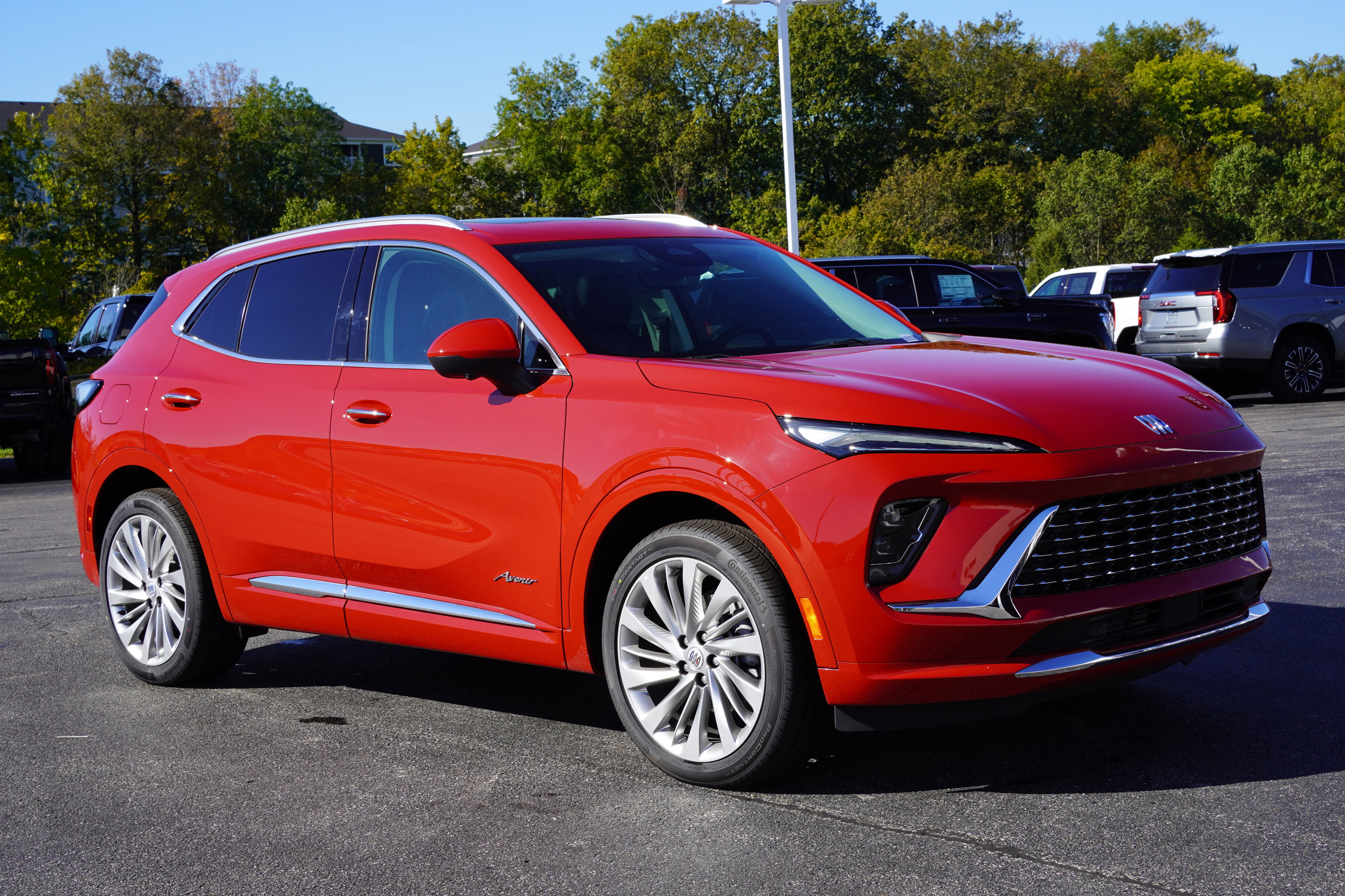 New 2025 Buick Envision Avenir