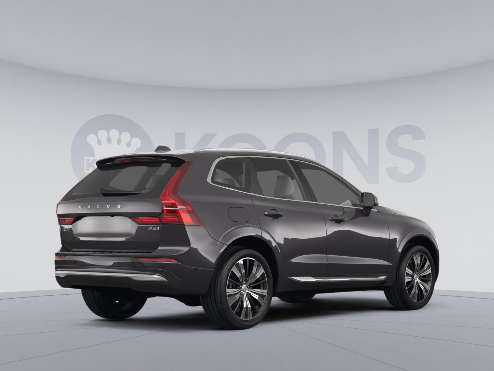 Used 2023 Volvo XC60 B5 Plus w/ Climate Package image 4