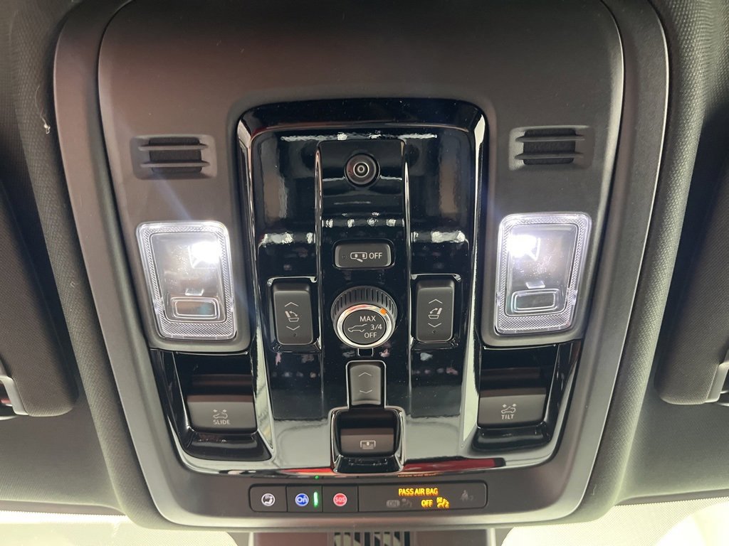 New 2026 GMC Yukon Denali w/ Sun & Power Step Package image 23