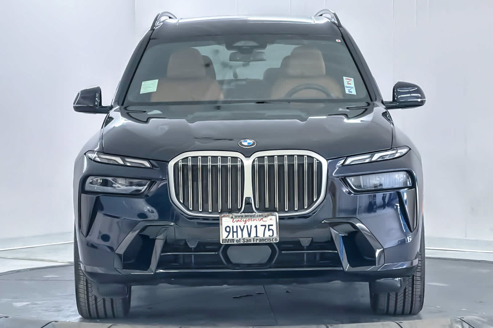 Used 2024 BMW X7 xDrive40i w/ M Sport Package AWD/4WD image 10