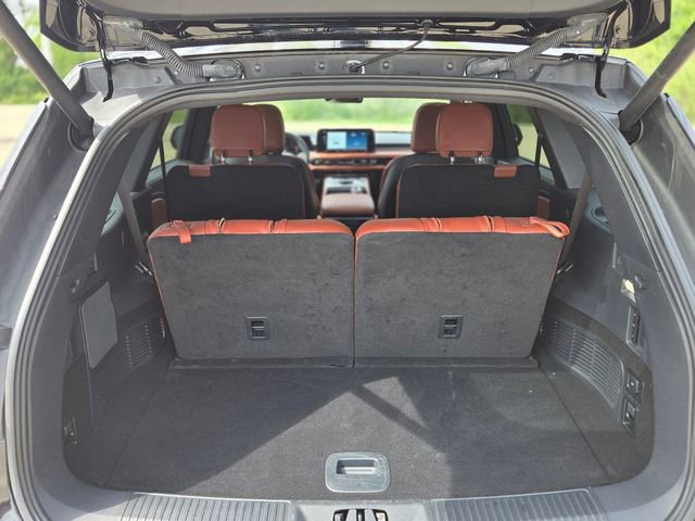 Used 2025 Lincoln Aviator Reserve w/ Illumination Package AWD/4WD image 5