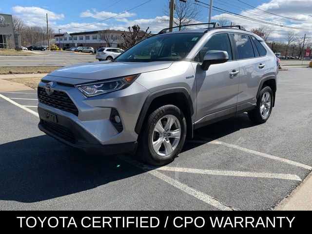 Used 2020 Toyota RAV4 XLE w/ XLE Grade Weather Package image 8