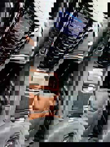 Used 2020 Cadillac Escalade ESV Premium Luxury image 28