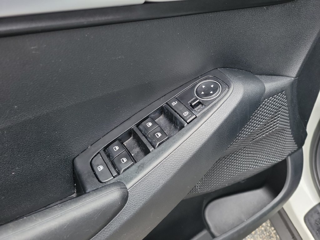 Certified 2023 Kia Seltos LX AWD/4WD image 17
