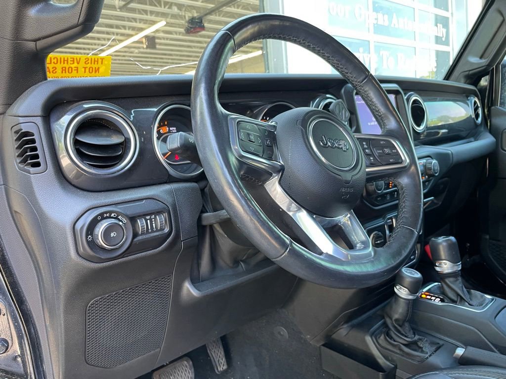 Used 2021 Jeep Wrangler Unlimited Sahara AWD/4WD image 10