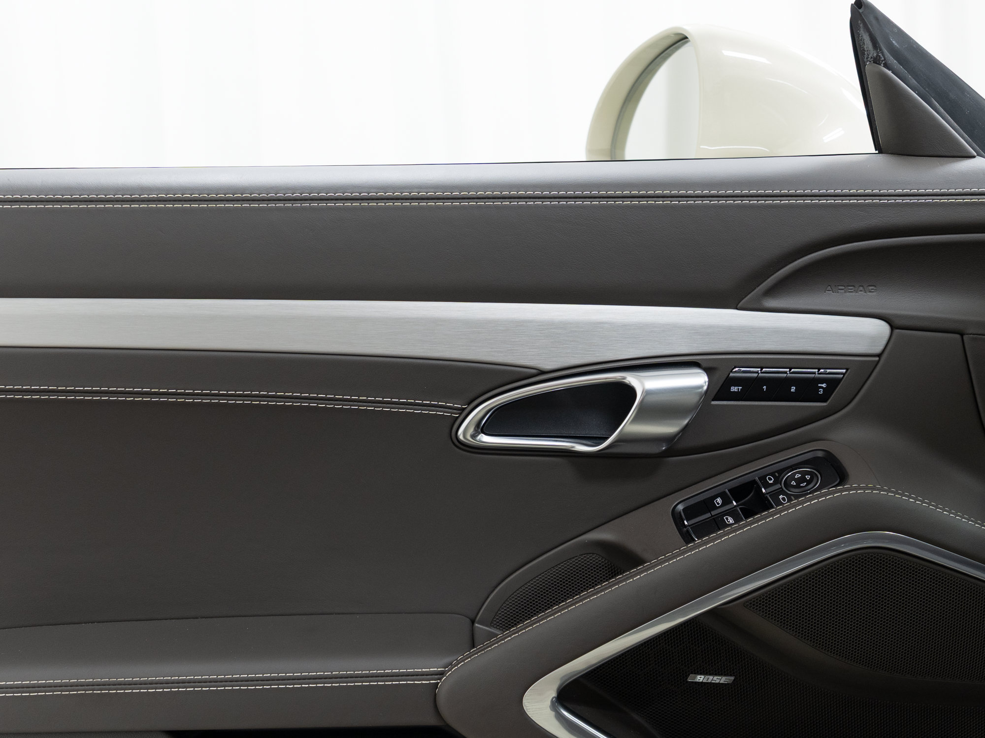 Certified 2014 Porsche 911 50th Anniversary Edition RWD image 17