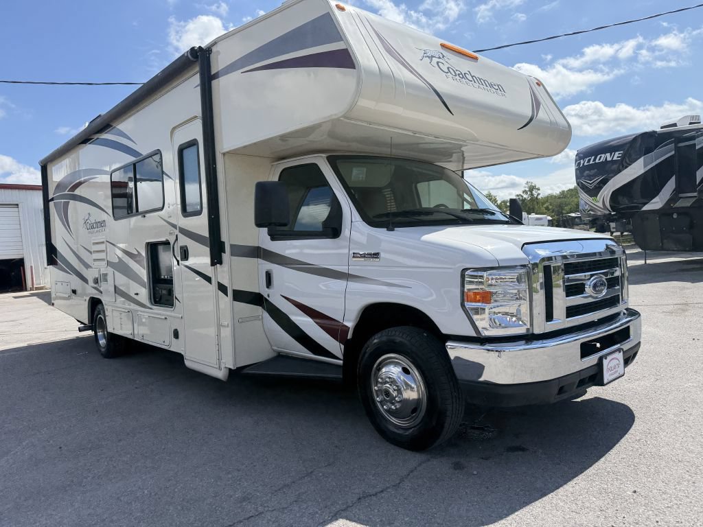 Used 2017 Ford E-450 and Econoline 450 Super Duty w/ Motorhome Prep Package RWD image 2