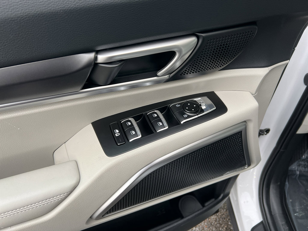 New 2025 Kia Telluride S image 21