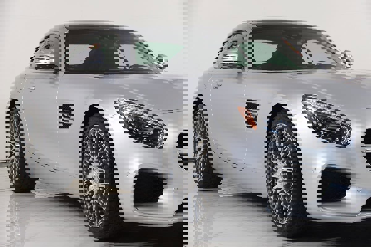 Used 2017 Mercedes-Benz AMG GT Coupe w/ Exclusive Interior Package image 80