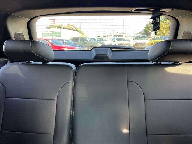 Certified 2023 Chevrolet Traverse LT w/ Rear Camera Mirror Package image 10