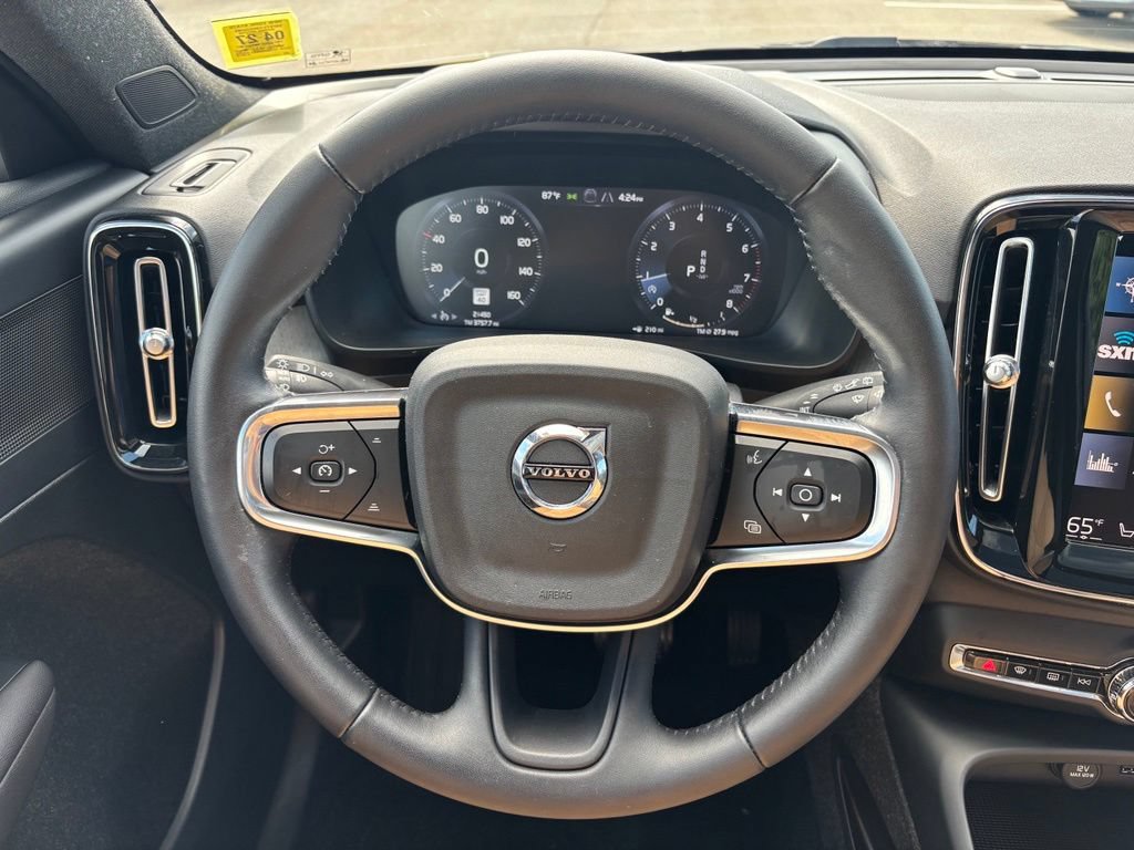 Used 2021 Volvo XC40 T5 Inscription w/ Climate Package AWD/4WD image 7