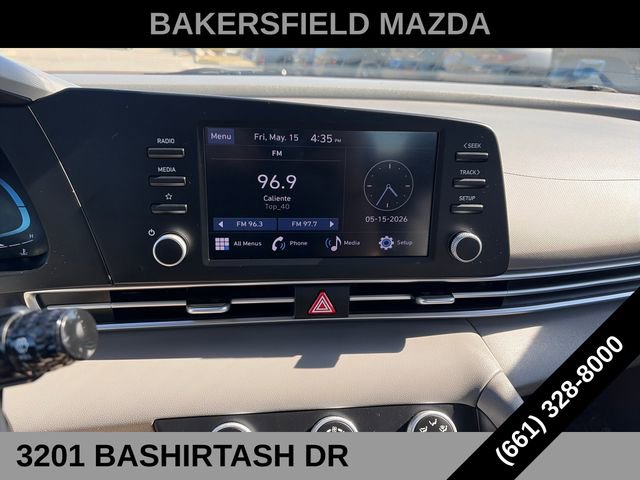 Used 2024 Hyundai Elantra SE FWD image 14