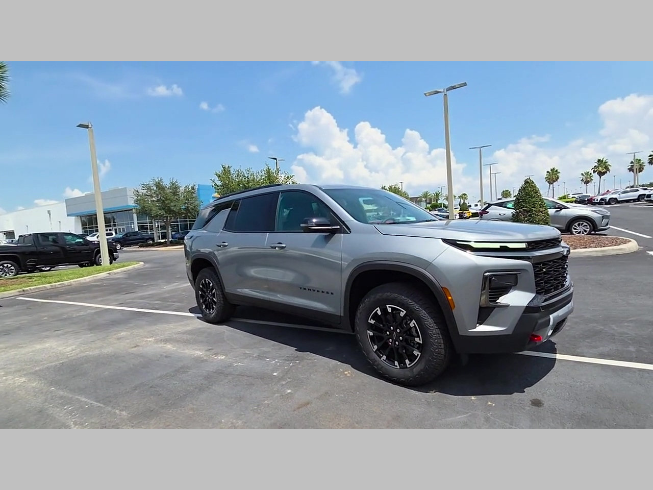 New 2026 Chevrolet Traverse Z71 w/ Driver Confidence Package AWD/4WD image 27