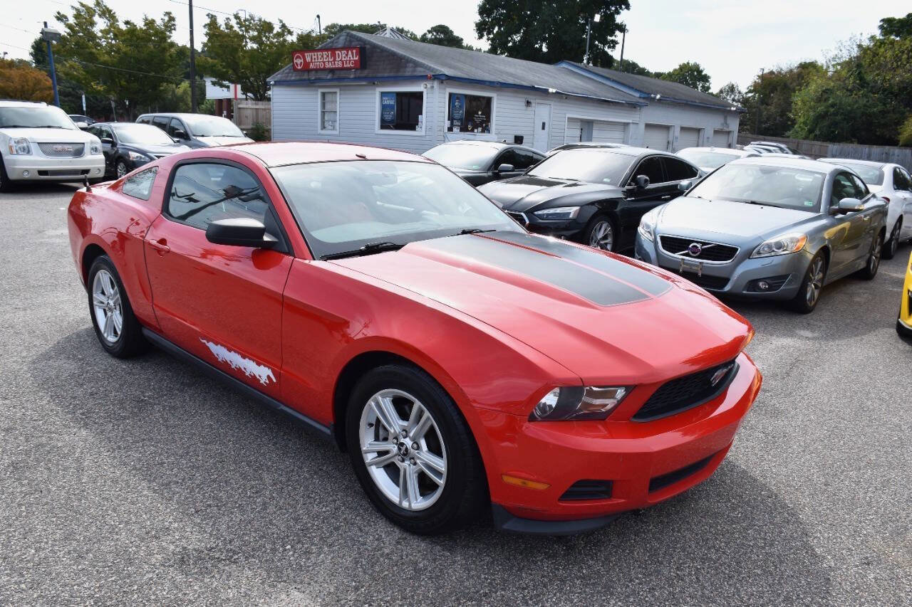 Used 2012 Ford Mustang Coupe image 3