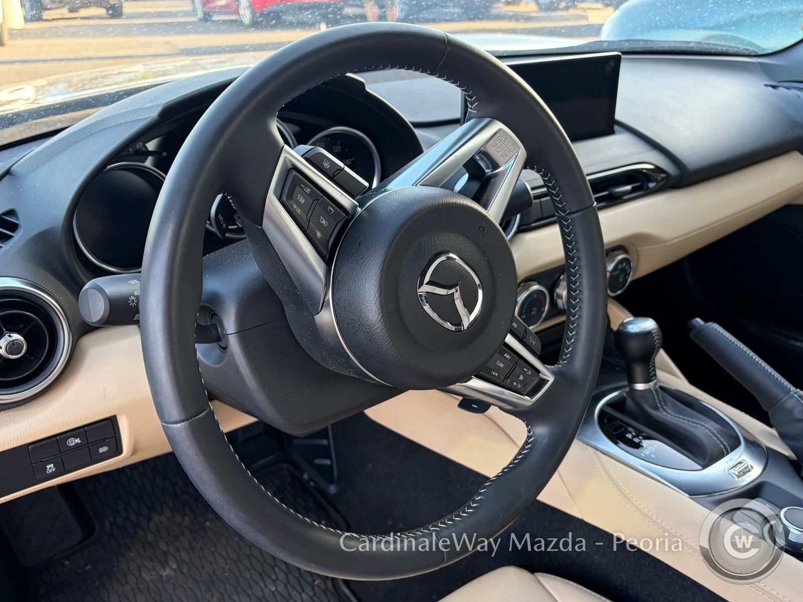 Used 2025 MAZDA MX-5 Miata RF Grand Touring w/ Weather Package RWD image 12