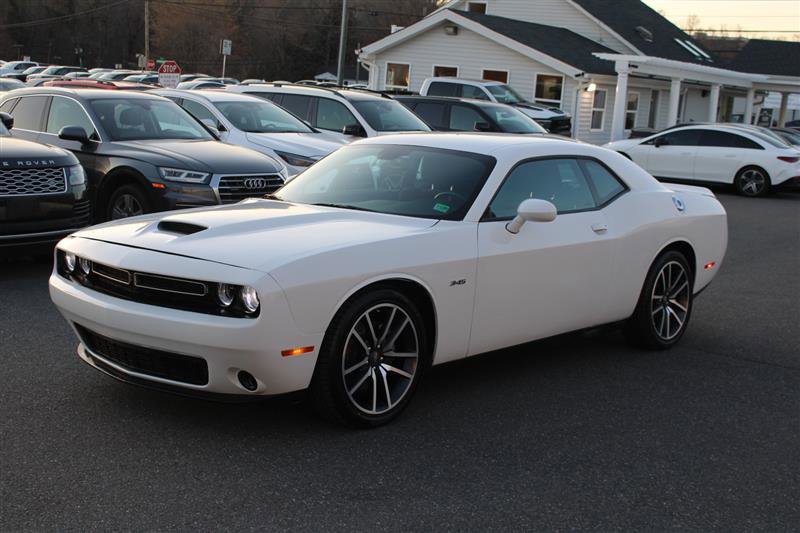 Used 2023 Dodge Challenger R/T image 3